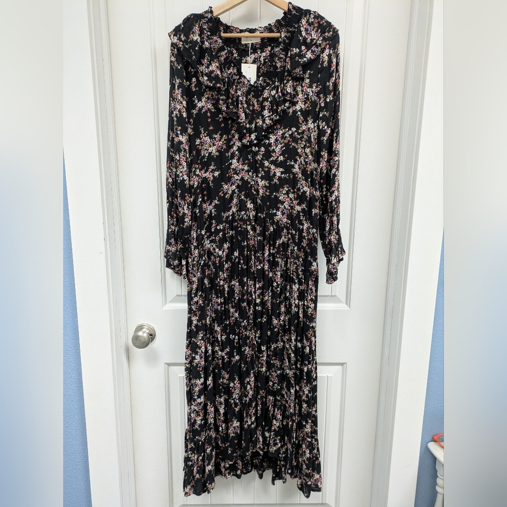 Sonmer Black Floral Ruffle Dress